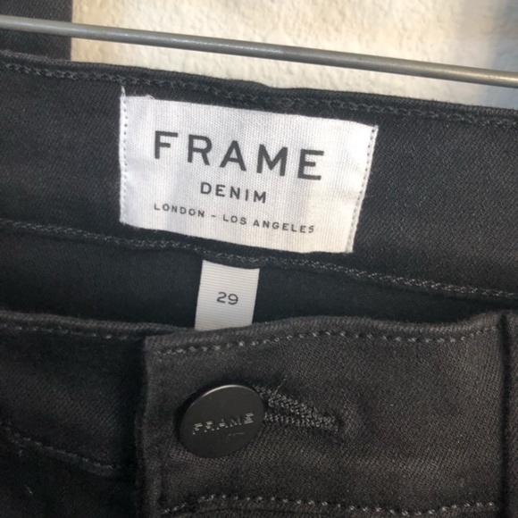 FRAME LE HIGH STRAIGHT-LEG EMBELLISHED JEANS IN JET STONE - Picture 4 of 5